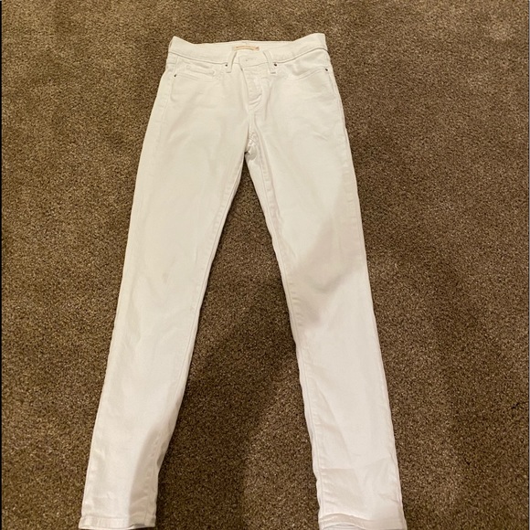 Levi’s white jeans - Picture 1 of 4
